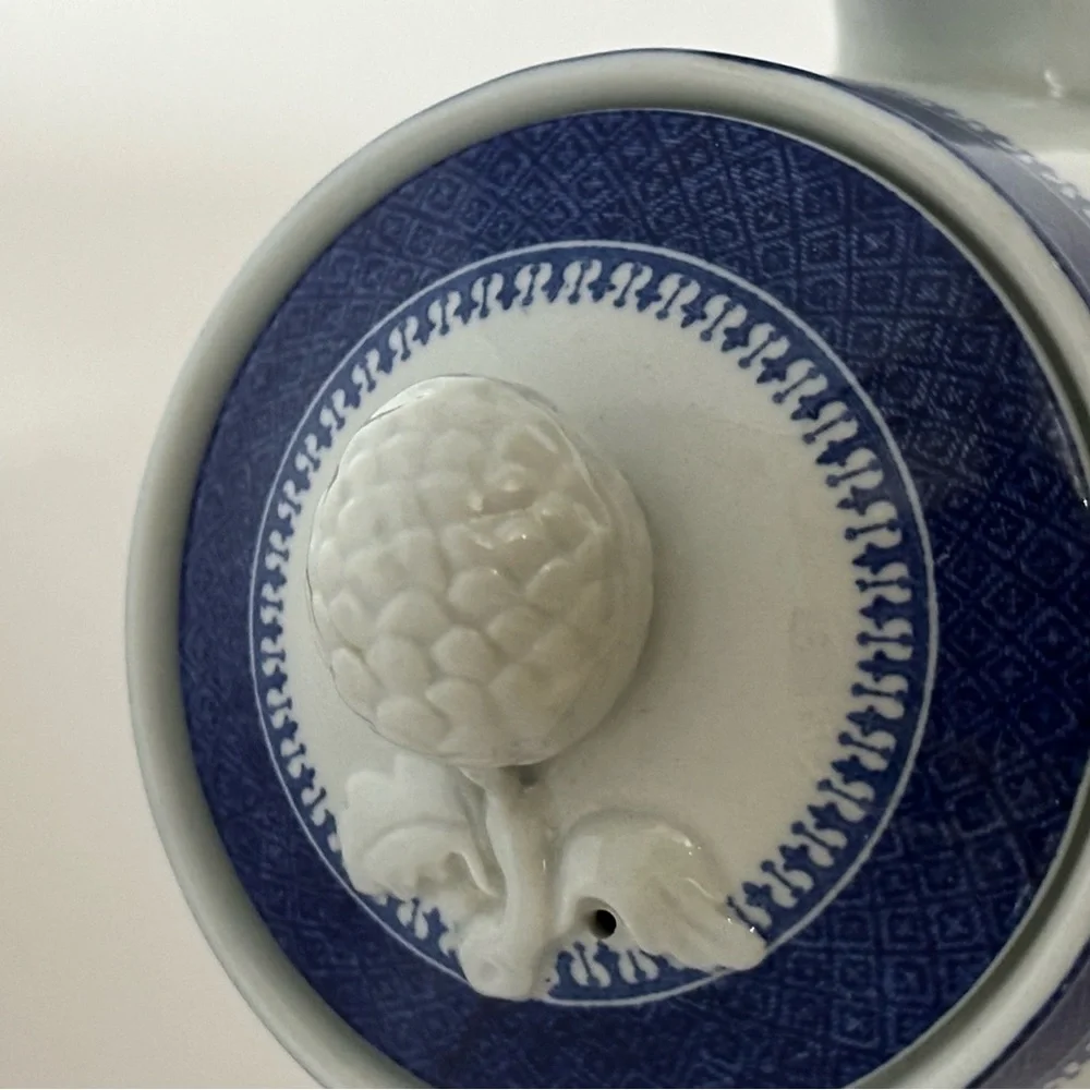 Spode Fitzhugh Blue & White Coffee Pot - Picture 7 of 8